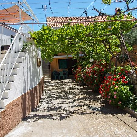 Apartments Stefanovski Paradiso Veli Lošinj Стая снимка