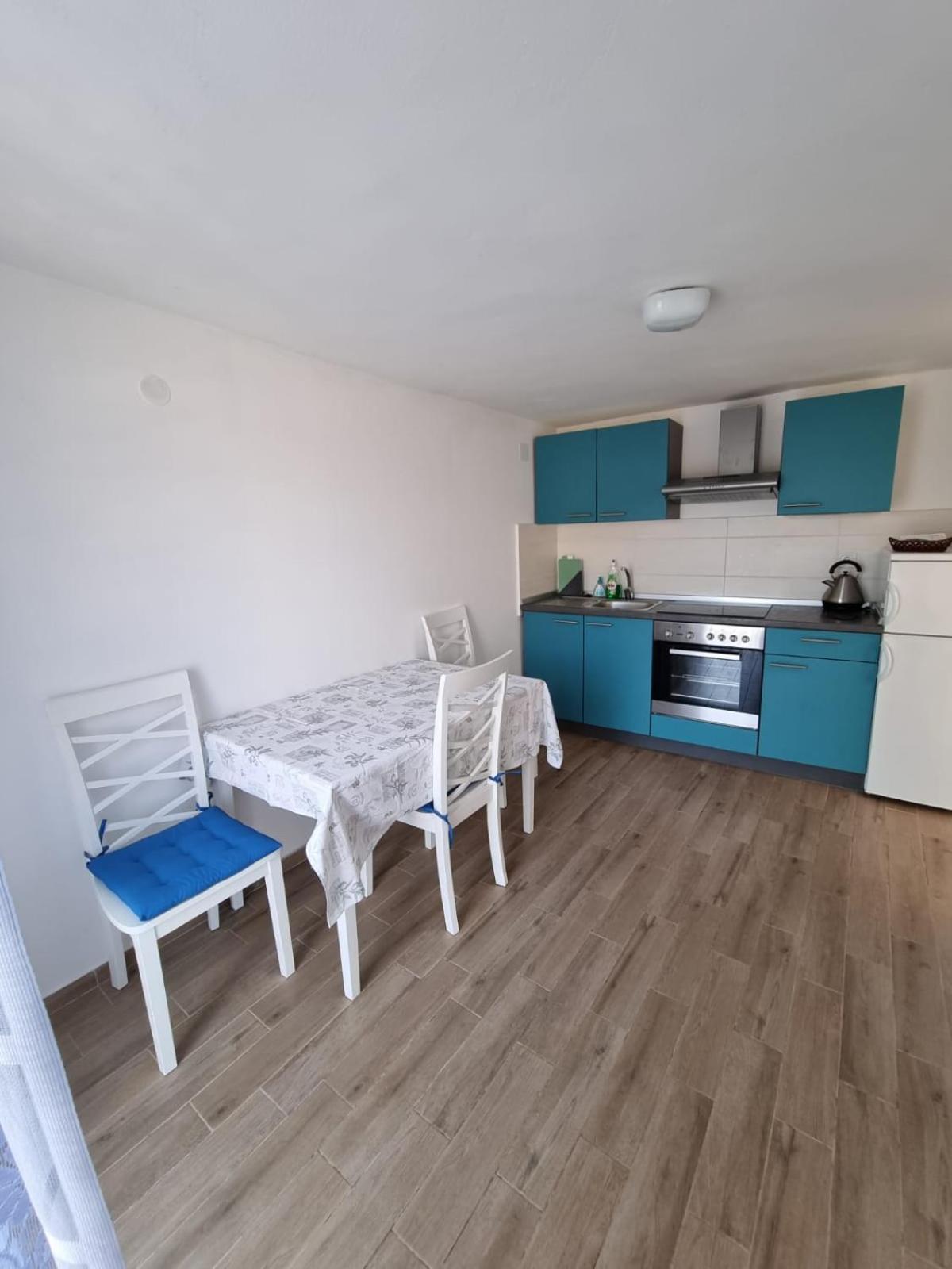 Apartments Stefanovski Paradiso Veli Lošinj Екстериор снимка