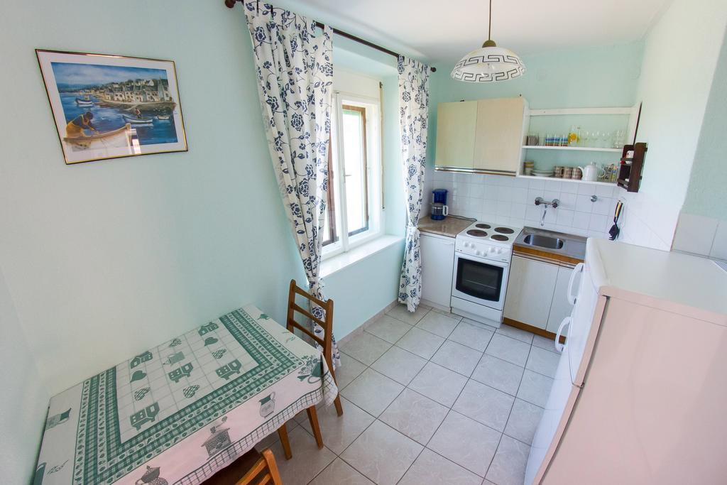 Apartments Stefanovski Paradiso Veli Lošinj Стая снимка