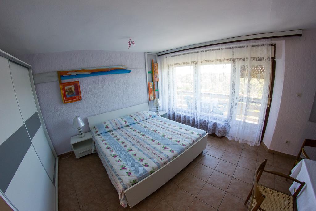 Apartments Stefanovski Paradiso Veli Lošinj Стая снимка
